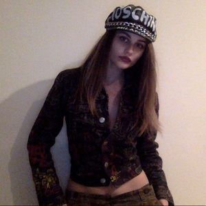 MOSCHINO CHAIN LINK & SKULL EMBLEM LEATHER HAT